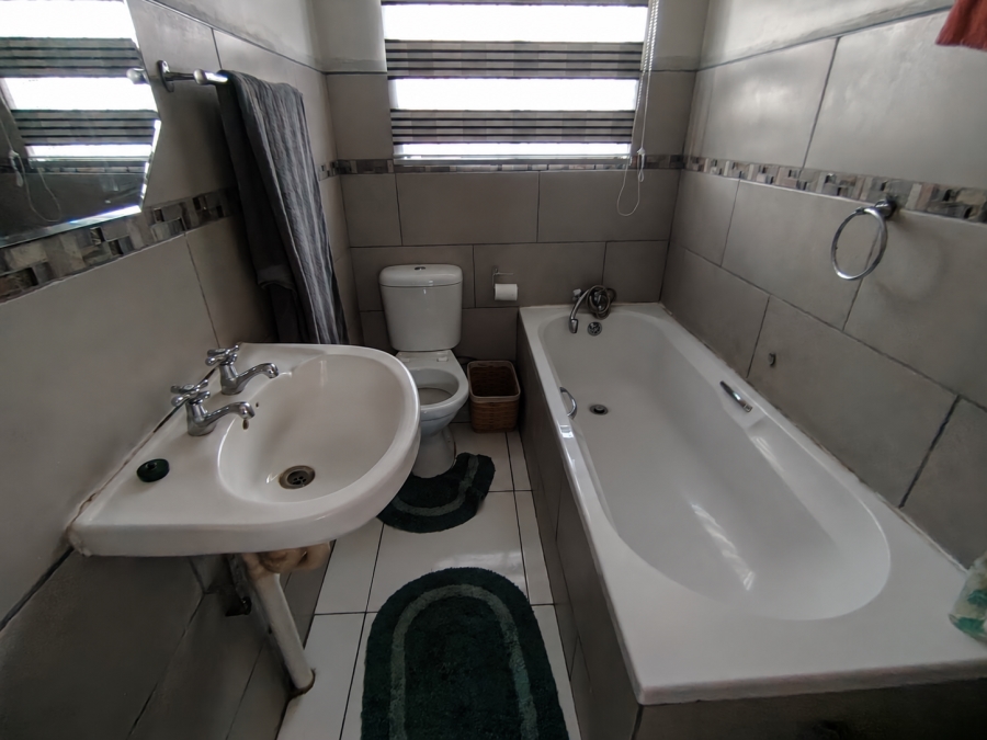 3 Bedroom Property for Sale in Elandsrand North West